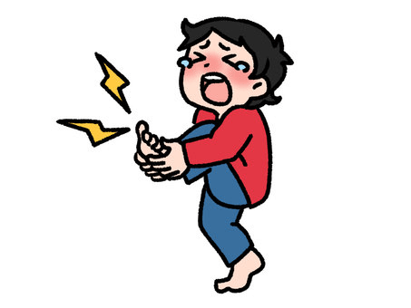 耳つぼジュエリーで小顔効果