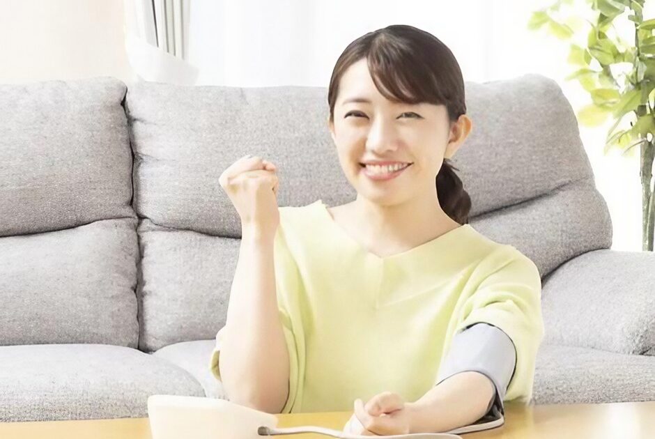 夏のドロドロ血管をサラサラに！血液・血管が若返る５つの習慣と注目されている耳つぼの位置