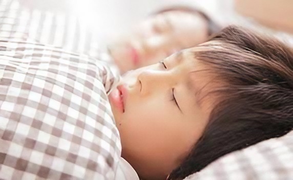 発達障害児の睡眠障害|耳つぼ療法でケアする具体的方法
